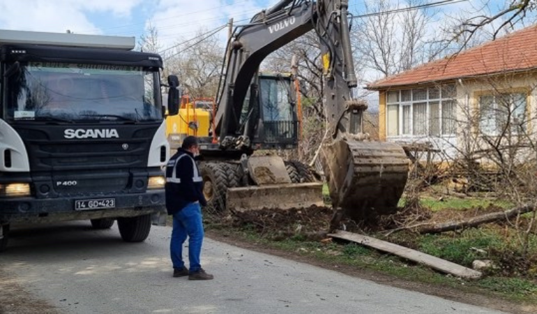 Başkan Özcan talimat verdi, Kasaplar Mahallesi’nde yıllardır beklenen çalışmalar başladı