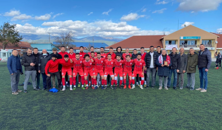 Dörtdivanspor play off'ta