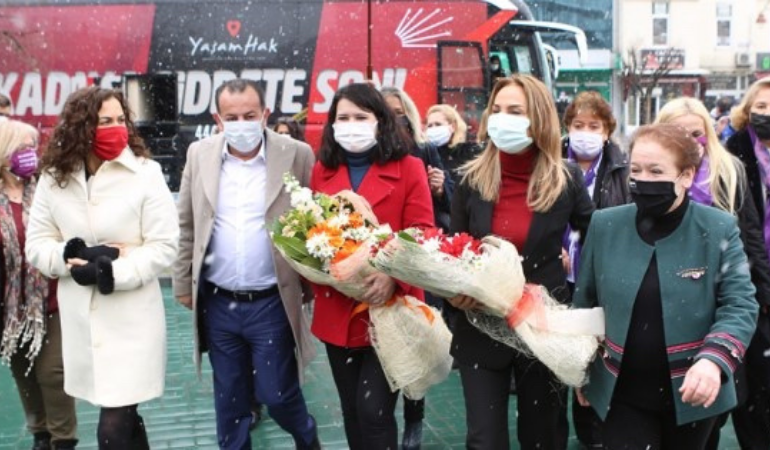 Münevver Karabulut, Emine Bulut ve Özgecan Arslan anıldı